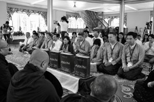 Prayer @ Shwedagon Pagoda